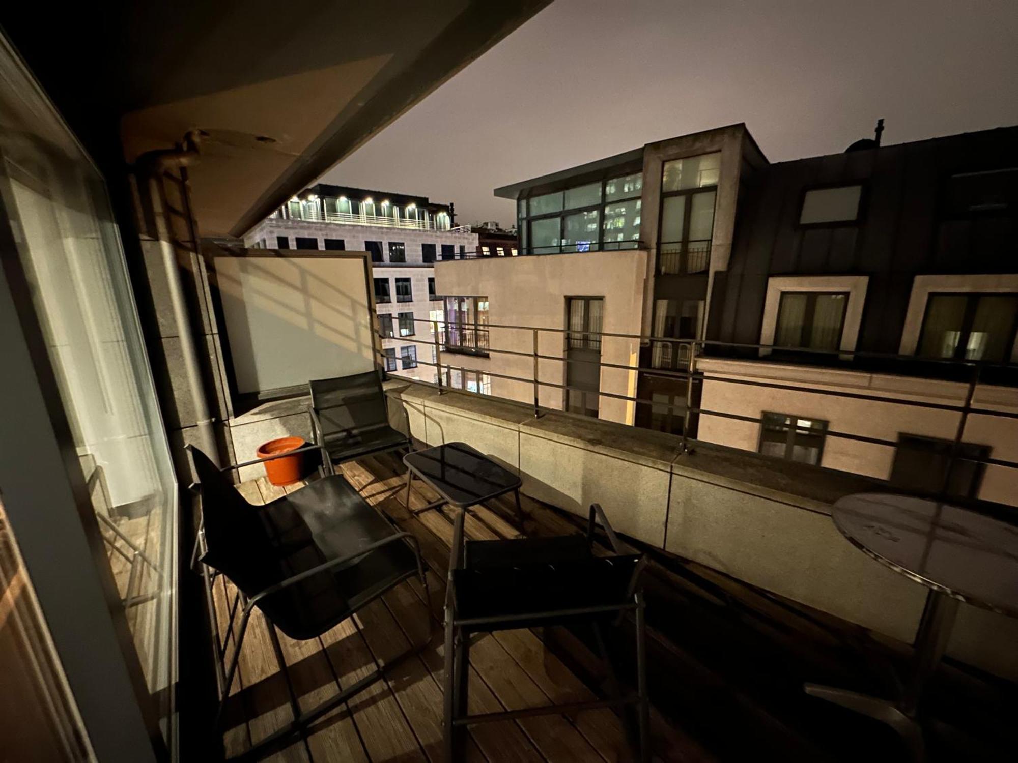 Apartment With Balcony In Brussels Center Esterno foto